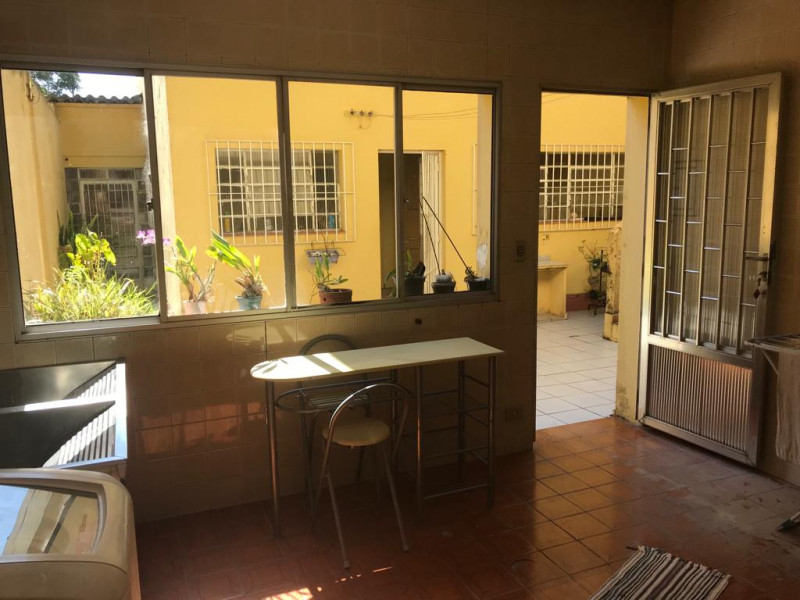 Casa à venda Vila Itapegica com 208m² e 3 quartos por R$ 700.000 - 2046596193-img-20240108-wa0024.jpg