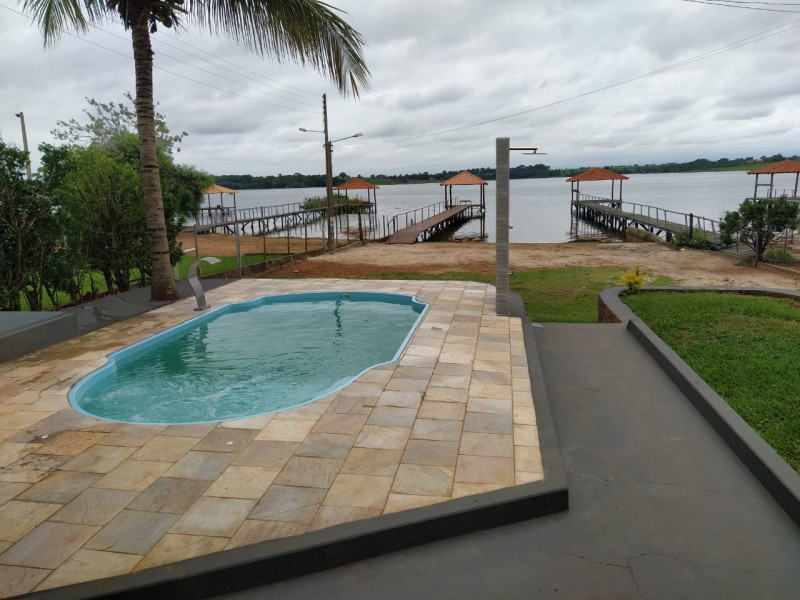 imóvel com 1316m² - Centro - Glicerio