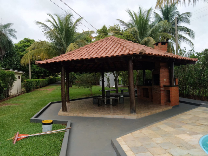 imóvel com 1316m² - Centro - Glicerio