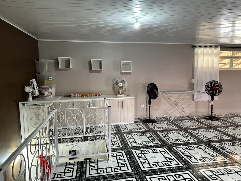 Casa à venda Xaxim com 290m² e 4 quartos por R$ 680.000 - 756264172-img-2846.jpeg