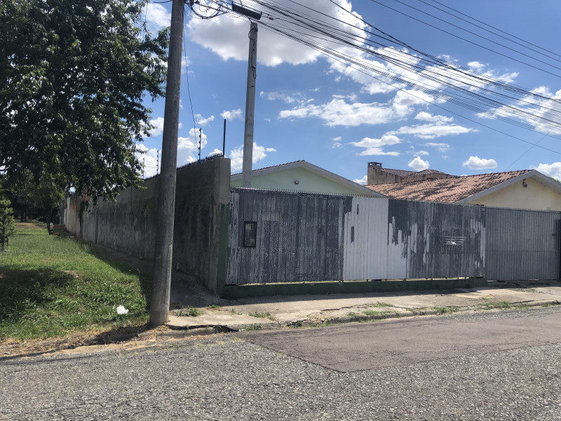 Casa à venda Cajuru com 171m² e 6 quartos por R$ 440.000 - 1764976793-img-1281.jpeg