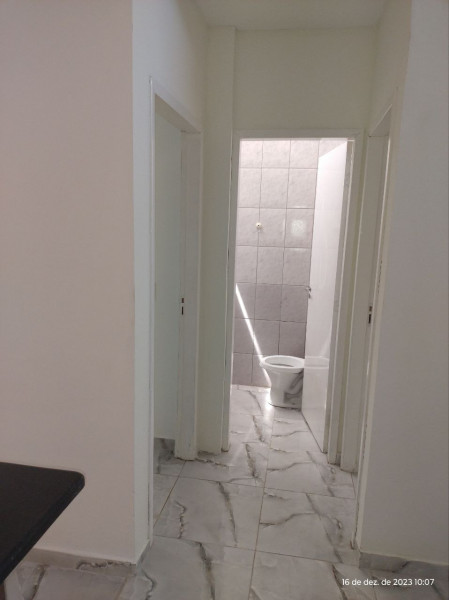 Casa à venda Jardim Débora com 125m² e 3 quartos por R$ 299.000 - 863323673-quartos-visao-da-entrada-dos-quartos-e-banheiro-com-porta-aberta.jpg