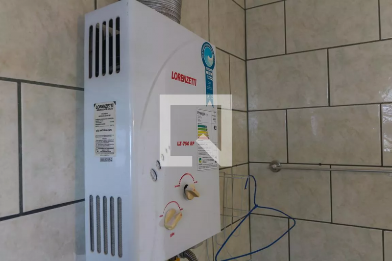 Apartamento à venda Lins de Vasconcelos com 60m² e 2 quartos por R$ 240.000 - 1482736747-anyconv.png