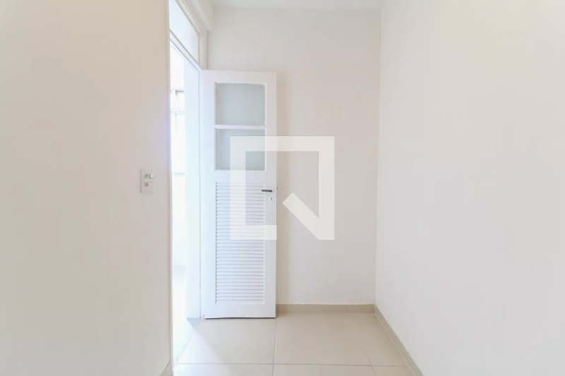 Apartamento à venda Lins de Vasconcelos com 60m² e 2 quartos por R$ 240.000 - 1820410947-anyconv.png