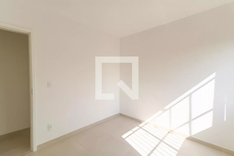 Apartamento à venda Lins de Vasconcelos com 60m² e 2 quartos por R$ 240.000 - 354715495-893715386-821.png