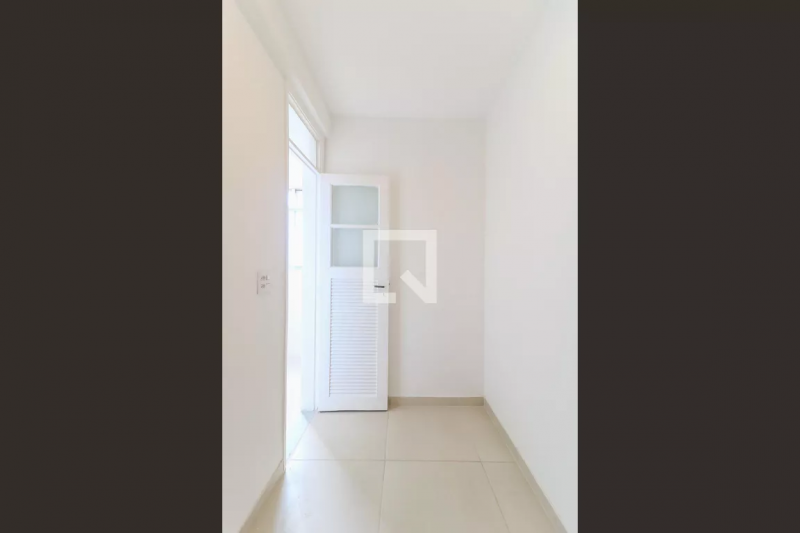 Apartamento à venda Lins de Vasconcelos com 60m² e 2 quartos por R$ 240.000 - 738321925-anyconv.png