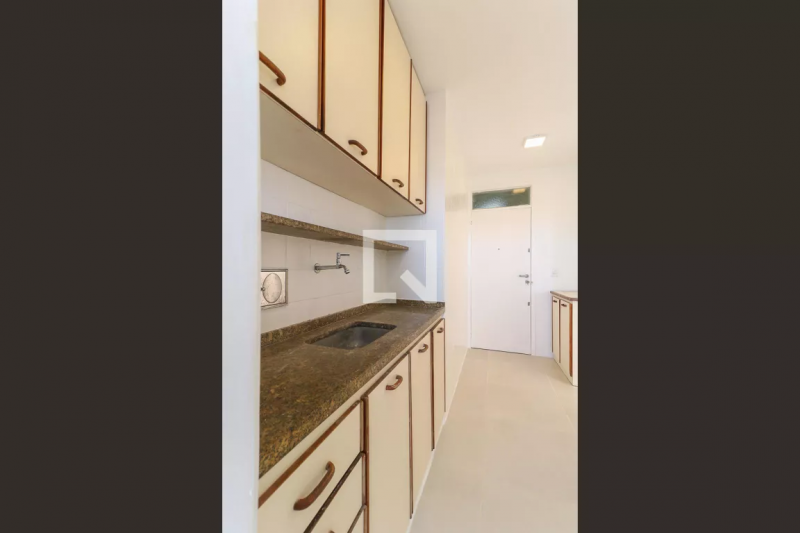Apartamento à venda Lins de Vasconcelos com 60m² e 2 quartos por R$ 240.000 - 836061129-anyconv.png