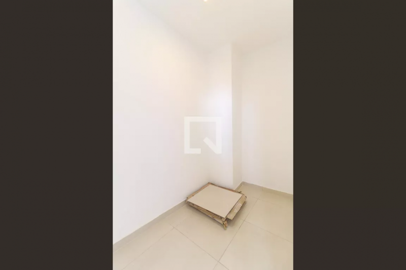 Apartamento à venda Lins de Vasconcelos com 60m² e 2 quartos por R$ 240.000 - 920435018-893715386-831.png