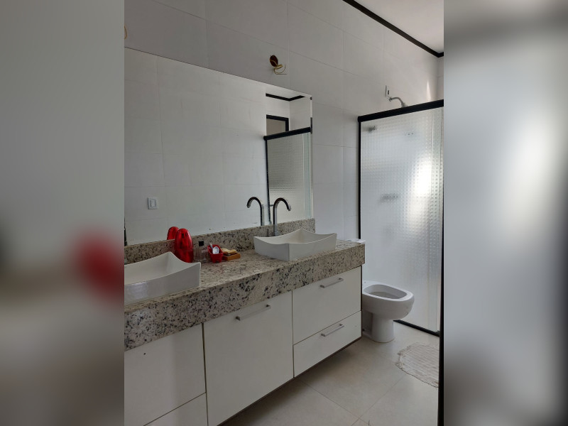 Casa de condomínio à venda Guacuri com 325m² e 3 quartos por R$ 1.490.000 - img-20240111-wa0018.jpg