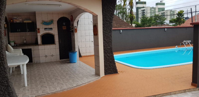 Casa à venda Santo Antônio com 594m² e 4 quartos por R$ 990 - 1579834718-45e21054-90a1-494b-ba94-fd4a90e41da9.jpeg