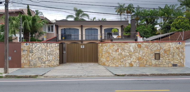 Casa à venda Santo Antônio com 594m² e 4 quartos por R$ 990 - 431253471-c762fae7-9266-41a2-9570-f3973a2bf459.jpeg