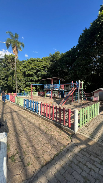 imóvel com 360m² - SH Contagem - Brasília