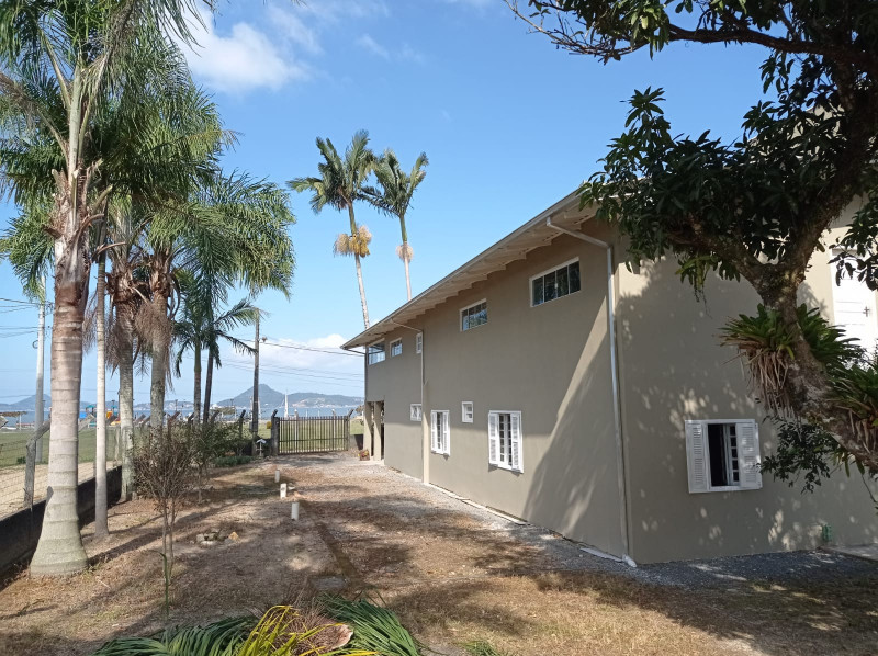 imóvel com 504m² - Vila da Glória - São Francisco do Sul