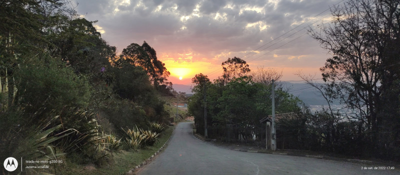 imóvel com 220m² - Parque Suica - Caieiras