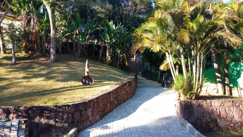 imóvel com 220m² - Parque Suica - Caieiras