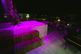 Apartamento à venda Mariscal com 145m² - 3 dormitórios -  vagas - R$ 1.950.000 - 308543051-spa2.JPG