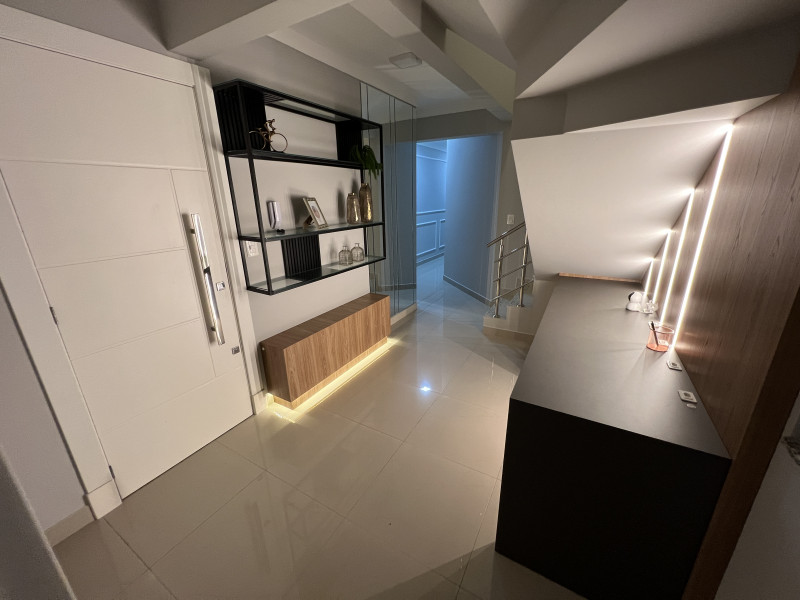 Apartamento à venda Mariscal com 145m² e 3 quartos por R$ 1.950.000 - 2097900472-escritorio.JPG