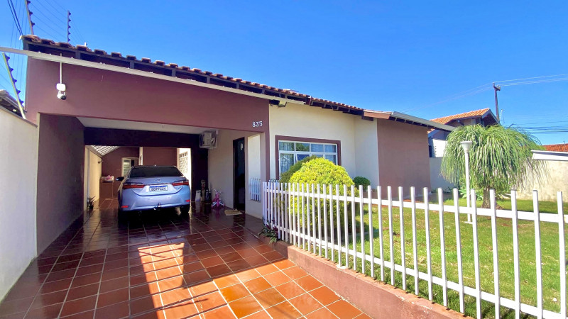 Casa à venda Centro com 200m² e 4 quartos por R$ 580.000 - 1436996548-img-9536.jpg