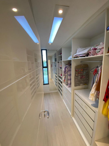 Casa de condomínio à venda Ponta Negra com 270m² e 3 quartos por R$ 2.300.000 - 1546302496-66f5c2fe-74c4-4ae7-a5e1-f53e47c7b31d.jpeg