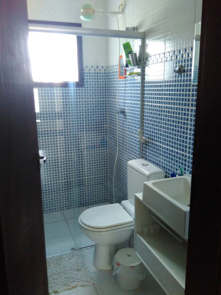 Casa à venda Jardim Villaca com 220m² e 4 quartos por R$ 1.250.000 - 1442213335-bathroom-jpg-05.jpg