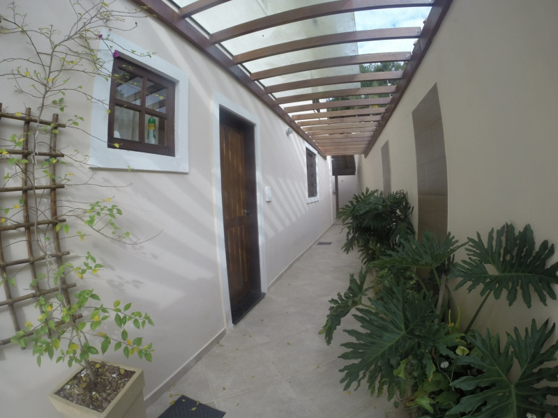 Casa à venda Jardim Villaca com 220m² e 4 quartos por R$ 1.250.000 - 855863731-corredor-jpg-09.jpg