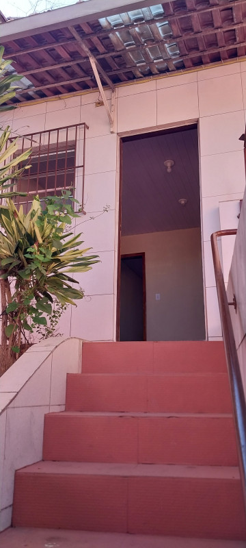 Casa à venda Cidade Domitila com 120m² e 3 quartos por R$ 430.000 - 717769102-20230917-154742.jpg