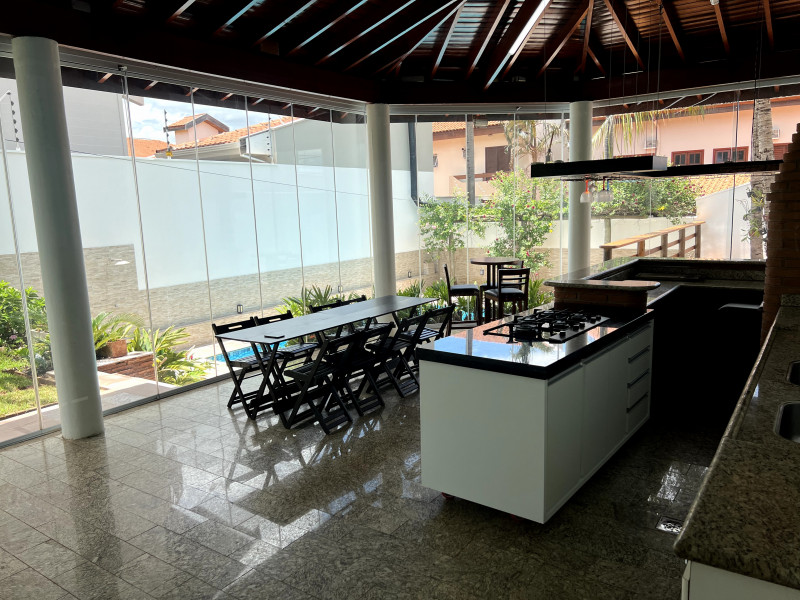 Casa à venda Werner Plaas com 334m² e 1 quarto por R$ 800.000 - 1876393403-img-4344.jpg