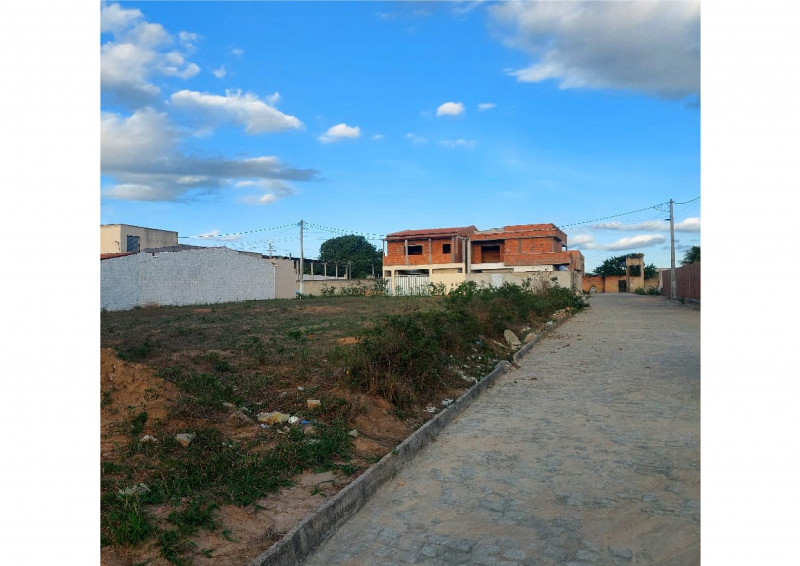 imóvel com 172m² - Centro - Irara