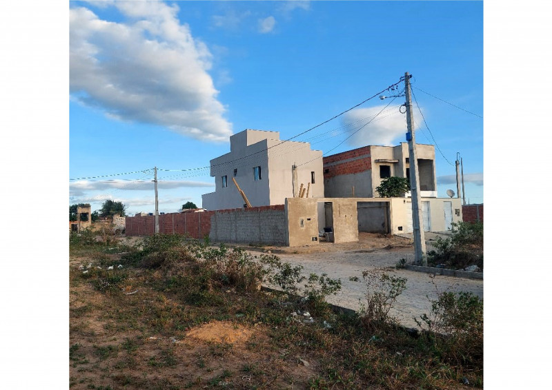 imóvel com 172m² - Centro - Irara