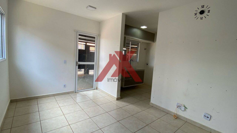 Casa à venda Centro com 200m² e 2 quartos por R$ 175.000 - 2127860814-739e2bef57c0124dd92cc3cd.jpg