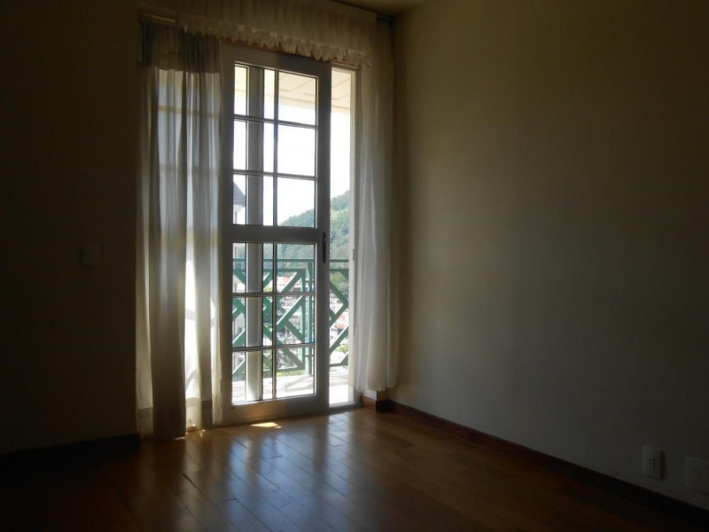 Apartamento à venda Posse com 95m² e 2 quartos por R$ 760.000 - 420855218-quarto-varanda.jpg