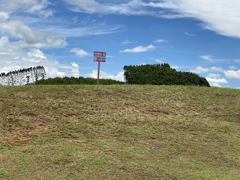 imóvel com 300m² - Centro - Paraibuna