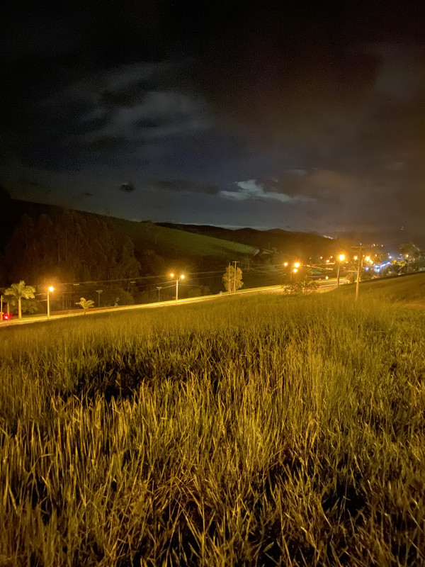 imóvel com 300m² - Centro - Paraibuna