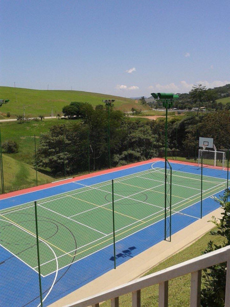 imóvel com 300m² - Centro - Paraibuna