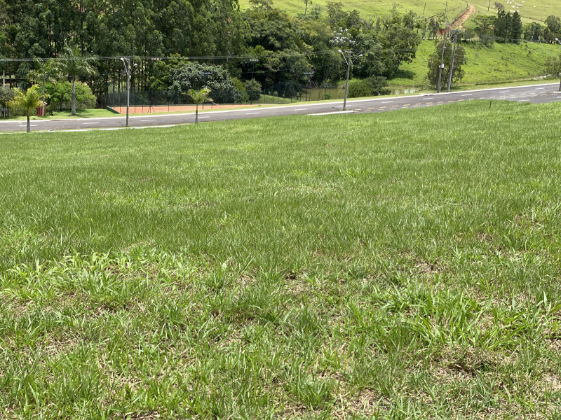 imóvel com 300m² - Centro - Paraibuna