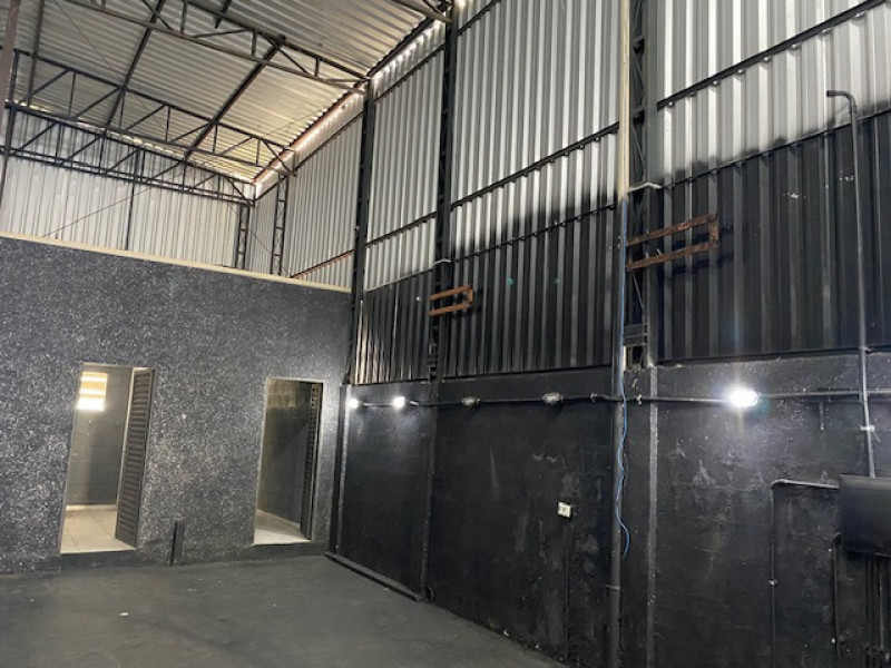 Comercial à venda Guaratiba com 350m² e 1 quarto por R$ 1.290.000 - 1919470023-img-9359.jpg