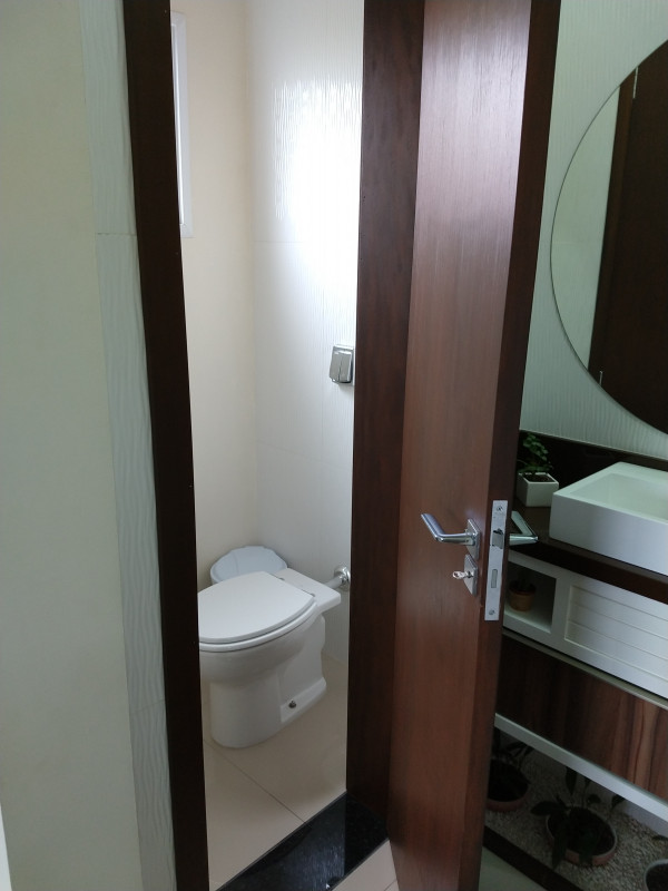 Casa à venda Campo D'una com 450m² e 3 quartos por R$ 1.300.000 - 1153621228-lavabo-vaso.jpg