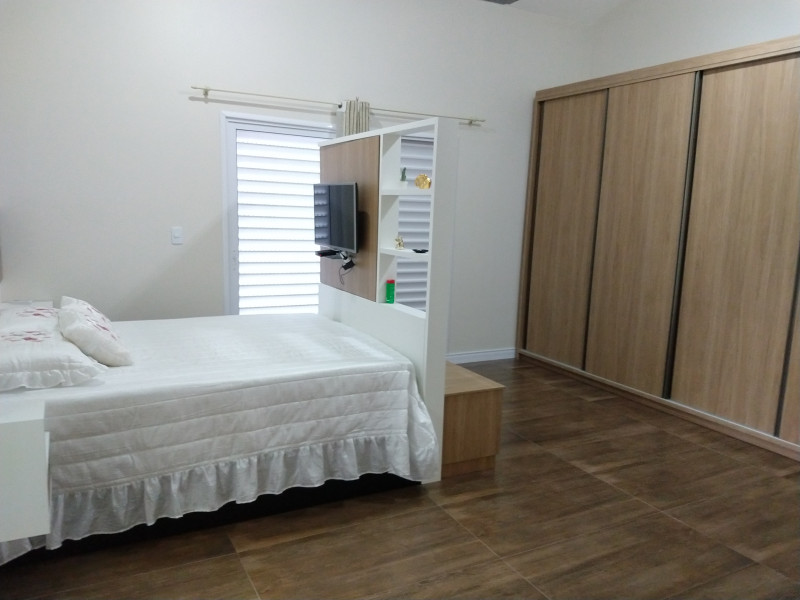 Casa à venda Campo D'una com 450m² e 3 quartos por R$ 1.300.000 - 1839492739-suite2.jpg