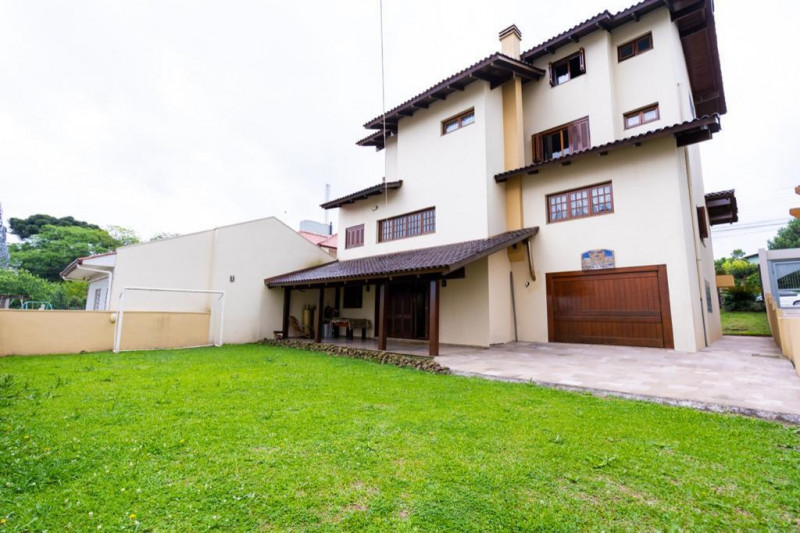 imóvel com 480m² - São Luiz - Farroupilha