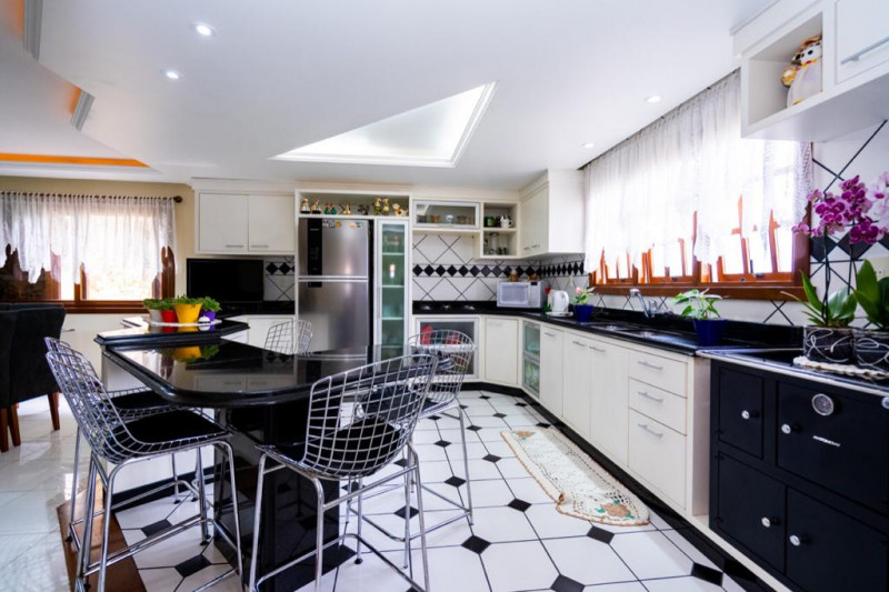 imóvel com 480m² - São Luiz - Farroupilha