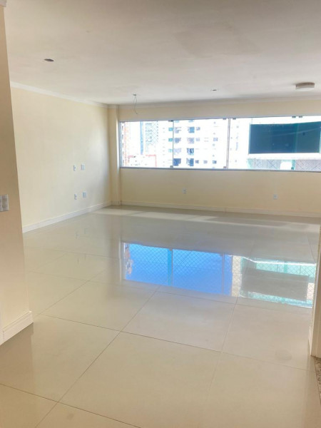 imóvel com 110m² - Centro - Balneário Camboriú