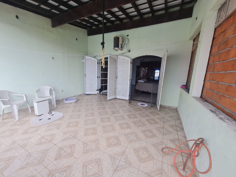 imóvel com 278m² - Jardim Maria Helena - Carapicuiba