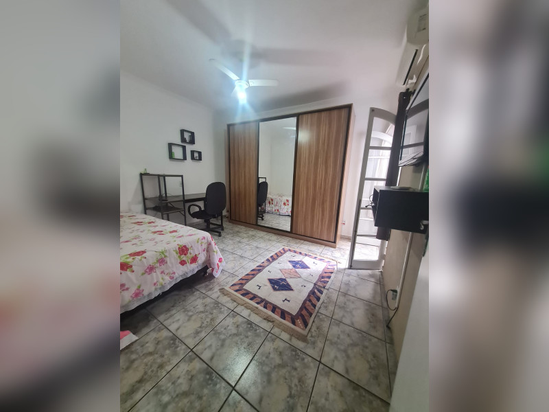 imóvel com 278m² - Jardim Maria Helena - Carapicuiba