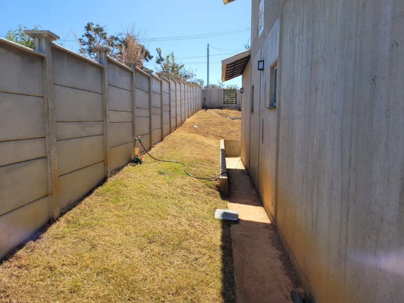 Casa de condomínio à venda Centro com 1000m² e 2 quartos por R$ 450.000 - 293964195-whatsapp-image-2024-01-18-at-11.jpeg