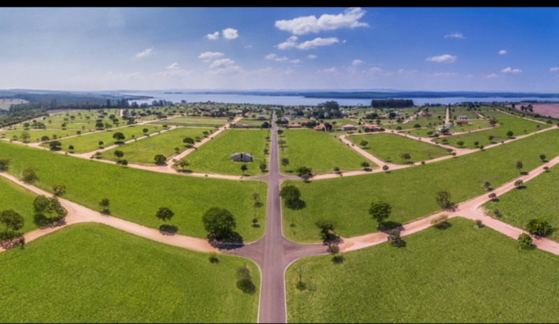 Terreno à venda Centro com 450m² e 1 quarto por R$ 30.000 - 1076690647-screenshot-20240118-180553-whatsapp.jpg