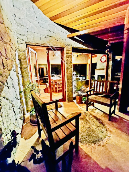 Casa à venda Centro com 1276m² e 2 quartos por R$ 1.450.000 - 1873000119-f284bed2-1163-4d58-b9d4-bfb771acc5ff.jpeg