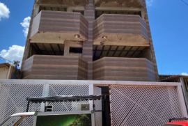 Apartamento à venda Paranoá Parque (Paranoá) com 600m² - 1 dormitório -  vagas - R$ 650.000 - 1479138713-foto-do-predio-frente.jpg