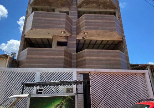 imóvel com 600m²
