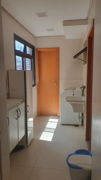 Apartamento à venda Águas Claras com 109m² e 3 quartos por R$ 1.000.000 - 919939484-area-de-servico.jpg