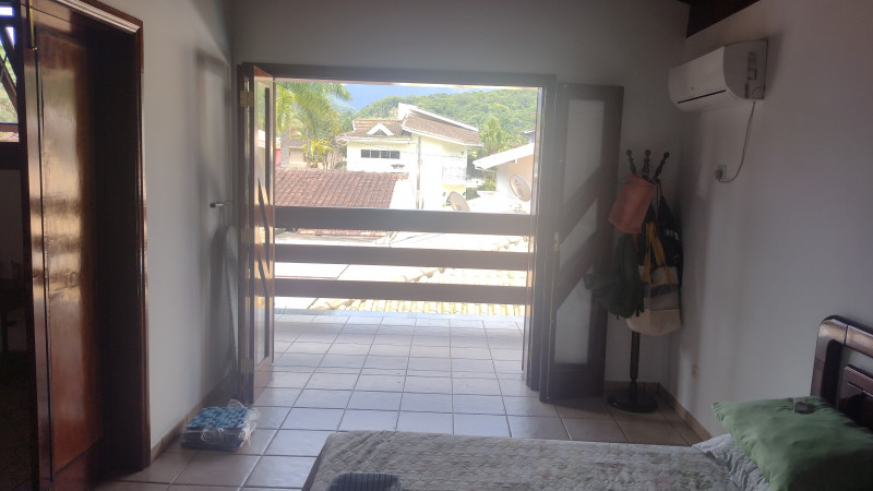 Casa de condomínio à venda Horto Florestal com 241m² e 5 quartos por R$ 1.550.000 - 42235655-img-20231227-104733548.jpg